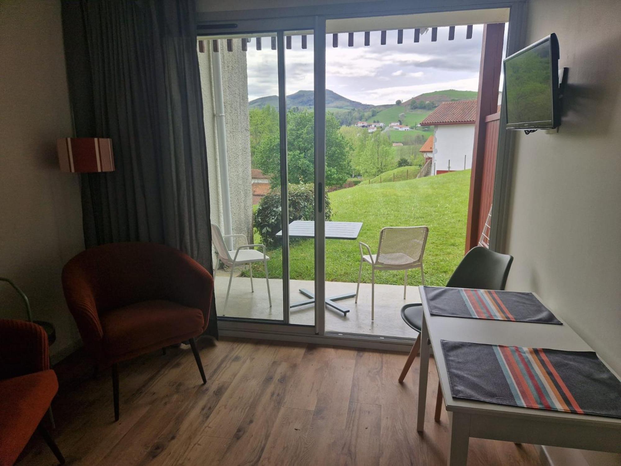 Apartmán Banca Piscine Vue Montagnes Souraïde Exteriér fotografie